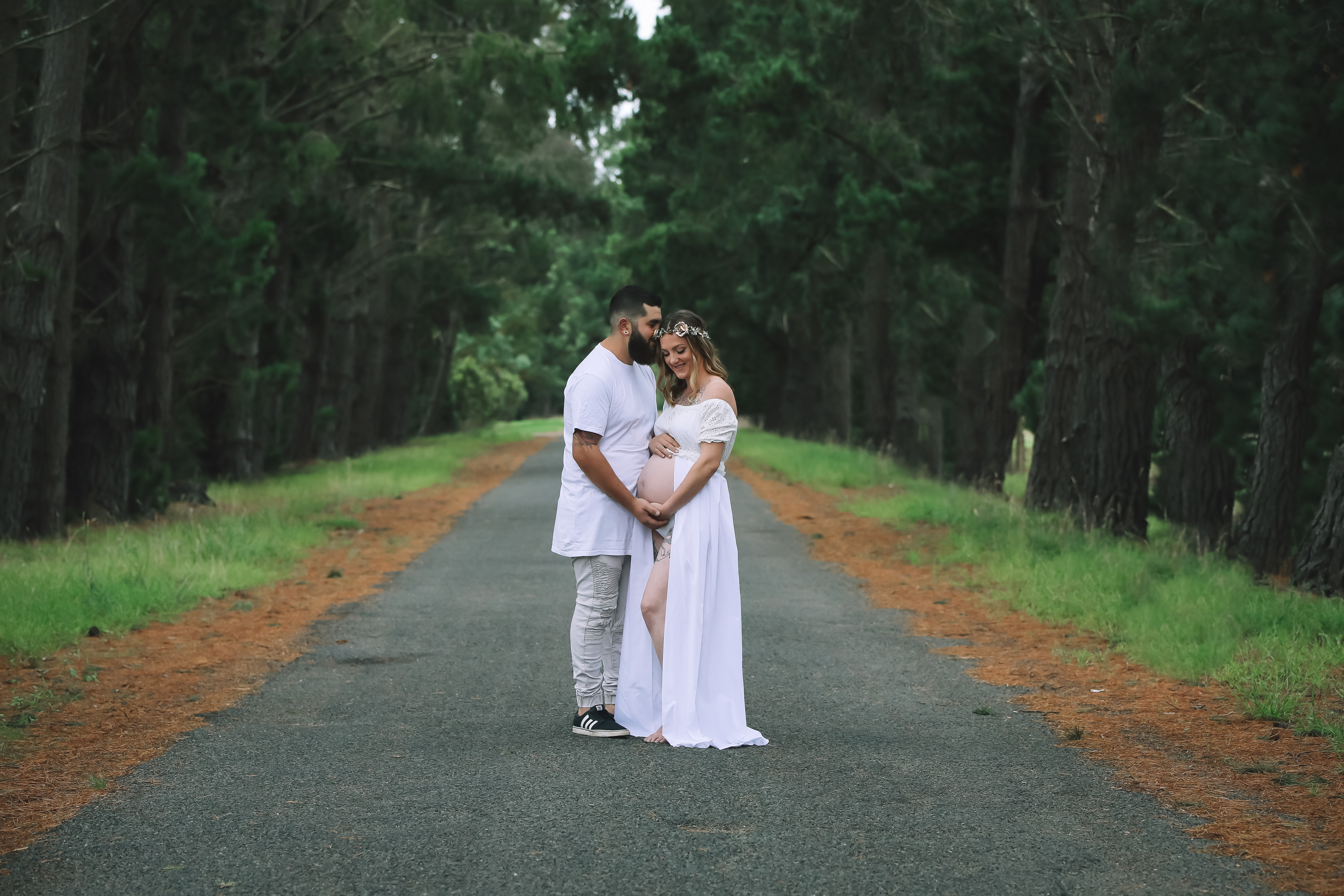 maternity portrait photography maternity studio outdoor photographer modern country